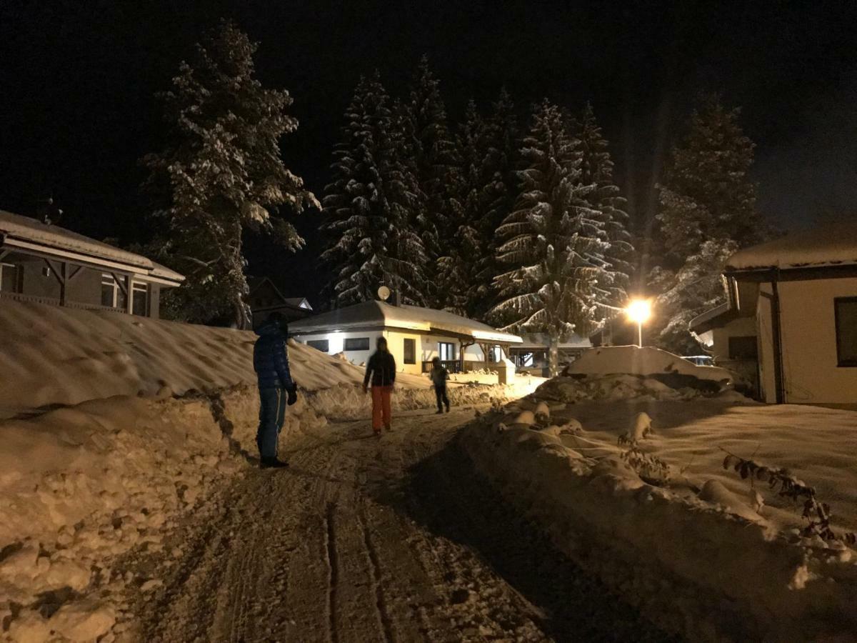 Apartmany Pinie Lipno Lipno nad Vltavou Exterior foto